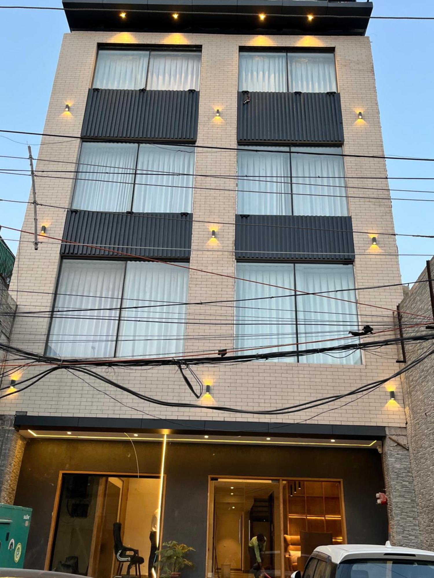 Hotel Celebrations Zirakpur Exterior photo